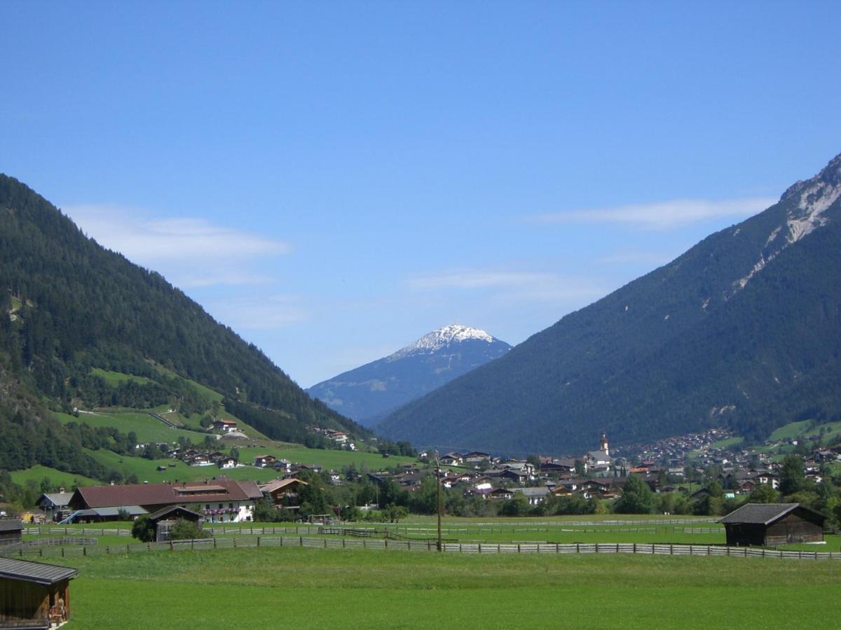 Landhaus Hofer Neustift im Stubaital Exterior photo